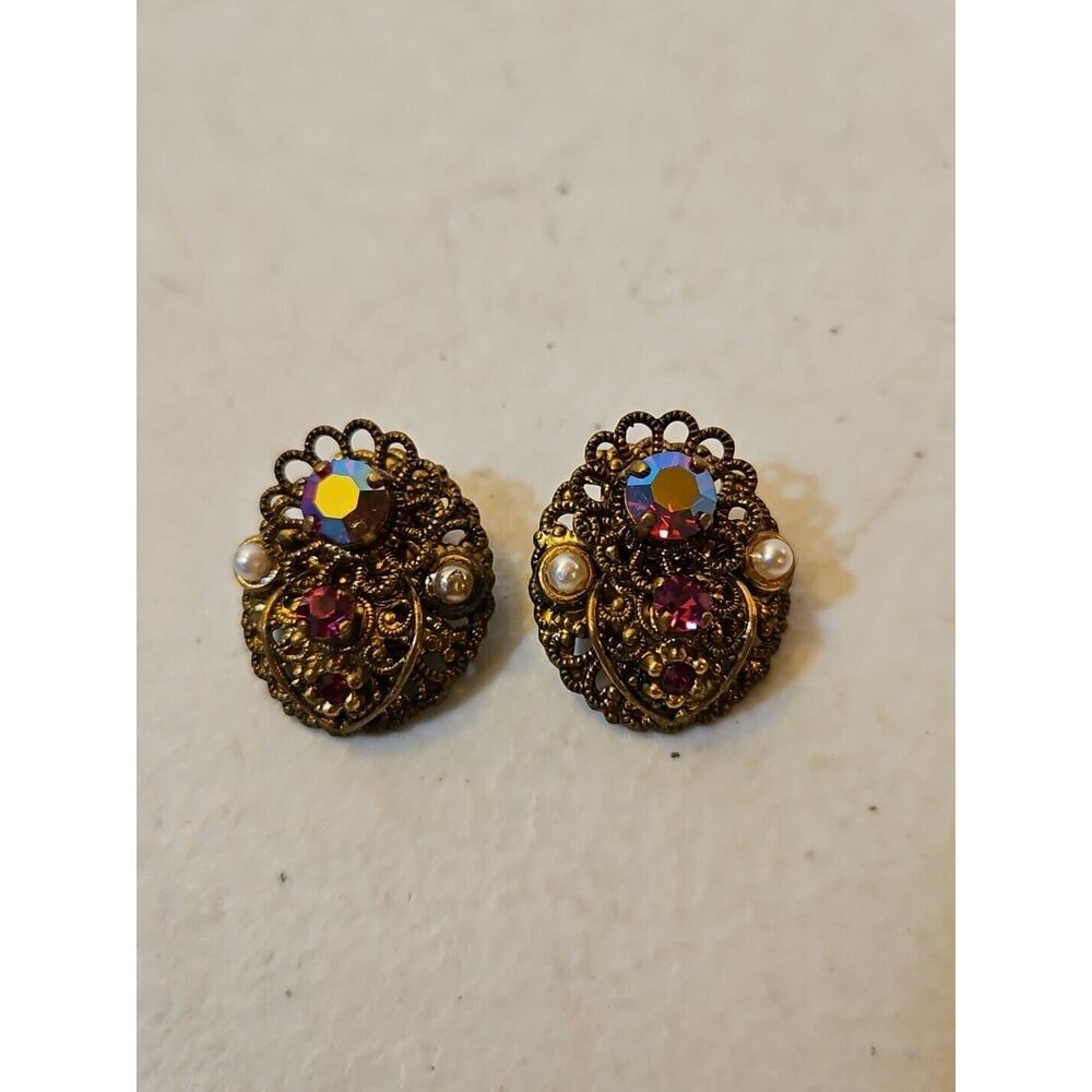 Vintage West Germany Filigree Clip On Earrings Pre-loved